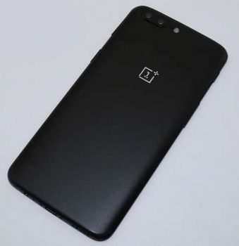 Задняя крышка корпуса OnePlus 5 A5000 черная Оригинал