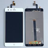 Дисплей (LCD) ZTE Nubia Z11 Mini с сенсором белый Оригинал